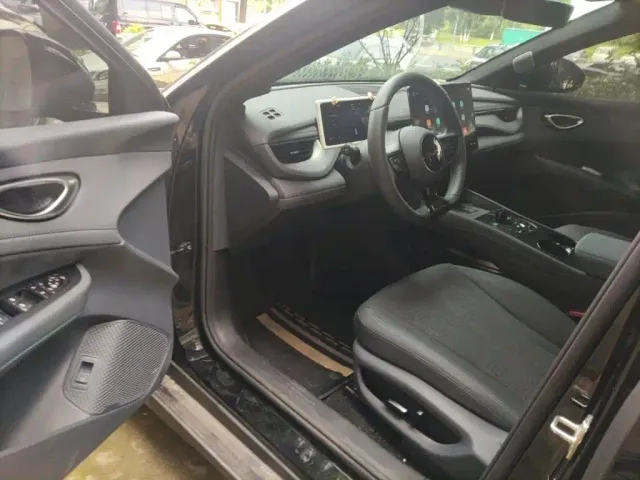 BYD Seal 06 GT — Фото автомобиля 17