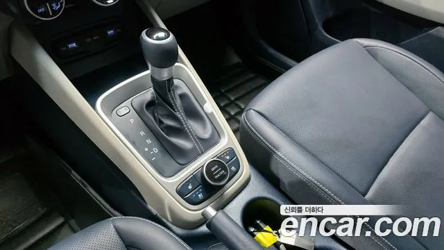 Hyundai Venue Venue 1.6 Modern Plus — Фото автомобиля 8