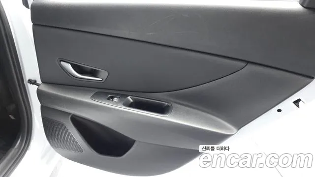 Hyundai Avante — Фото автомобиля 14