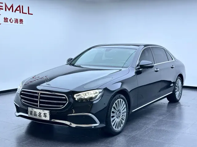 Mercedes-Benz E-Class — Фото автомобиля 5