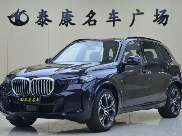 Фотография автомобиля — BMW X5