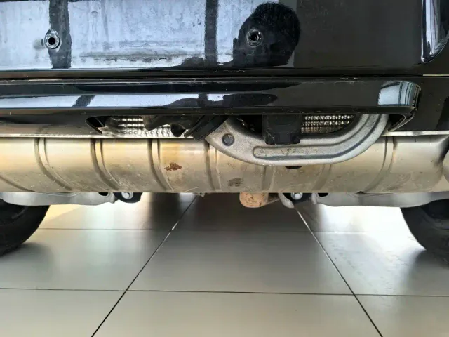 Land Rover Defender — Фото автомобиля 24
