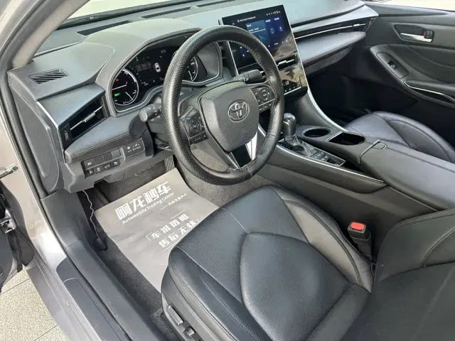 Toyota Avalon — Фото автомобиля 9