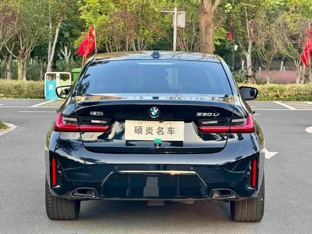 BMW 3 Series — Фото автомобиля 5