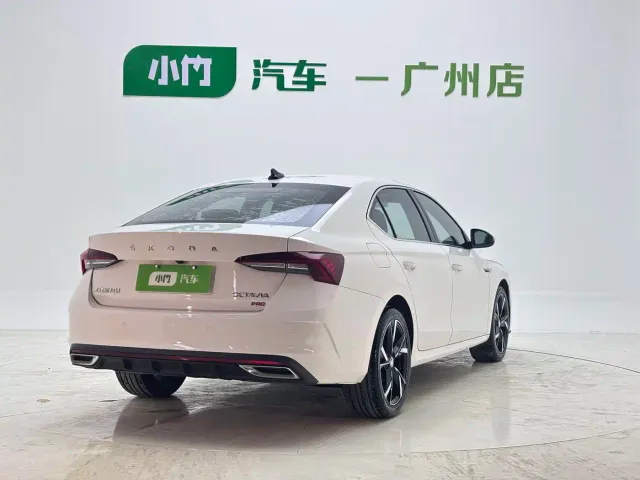 Skoda Octavia — Фото автомобиля 6