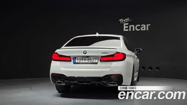 BMW 5 Series G30 — Фото автомобиля 4