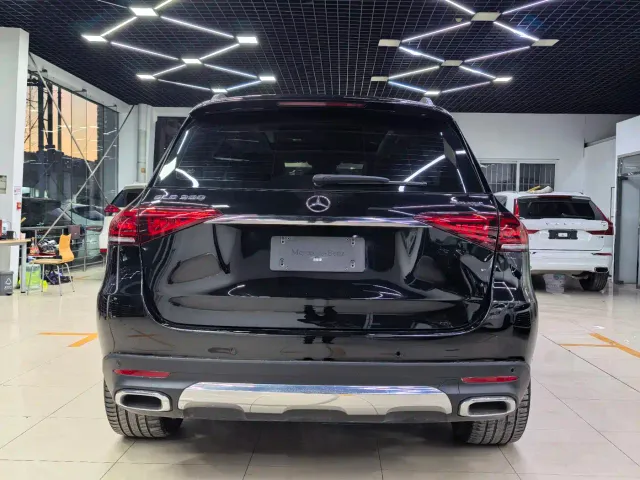 Mercedes-Benz GLE-Class — Фото автомобиля 14