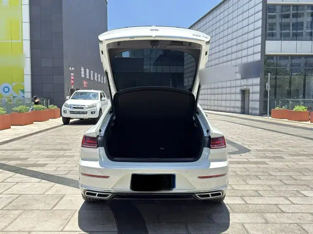 Volkswagen CC — Фото автомобиля 4