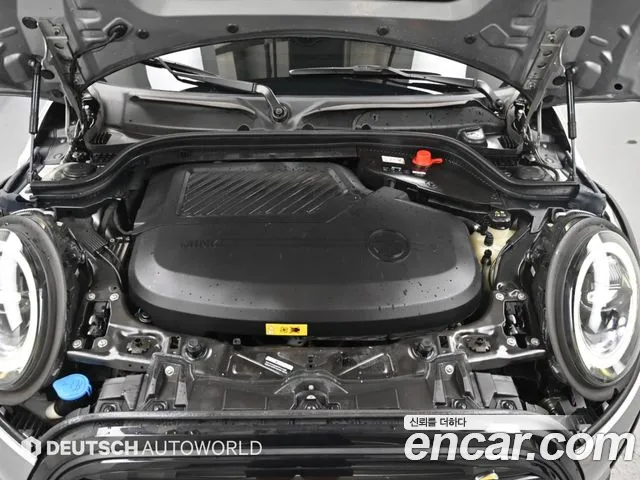 MINI Cooper Cooper Electric — Фото автомобиля 6