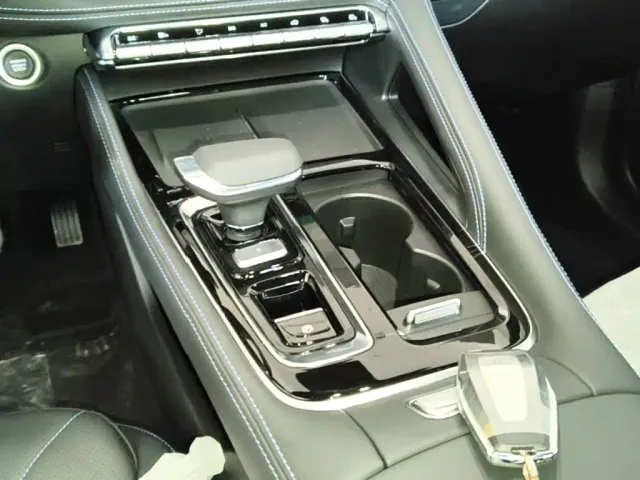 Geely Xingrui — Фото автомобиля 13