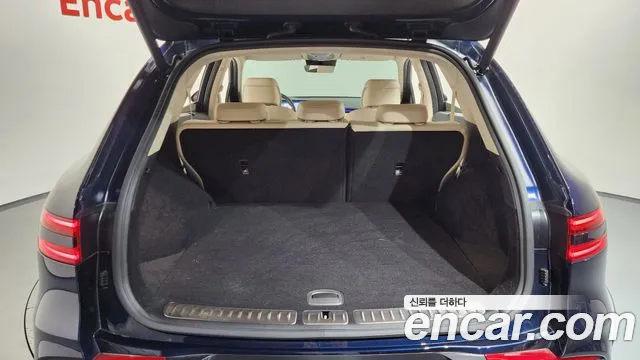 Genesis GV70 2.5T Бензин AWD — Фото автомобиля 18