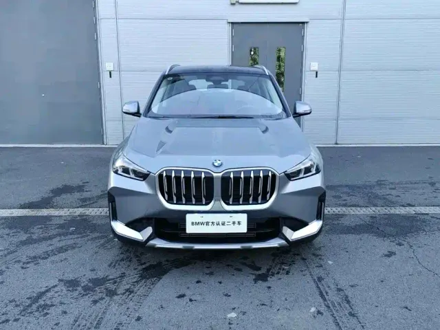 BMW X1 — Фото автомобиля 2
