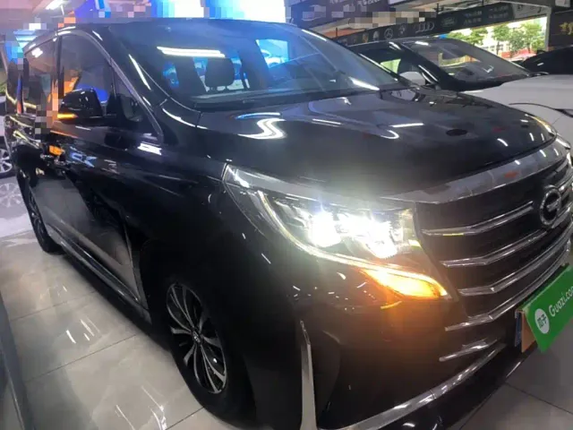 GAC Trumpchi M8 — Фото автомобиля 3