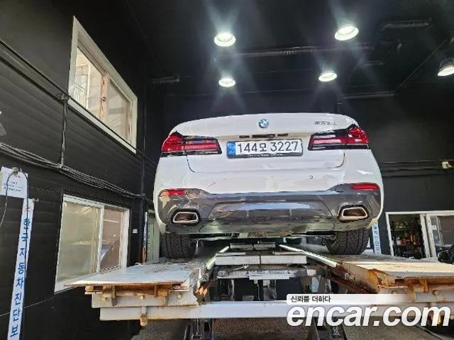 BMW 5 Series G30 — Фото автомобиля 2