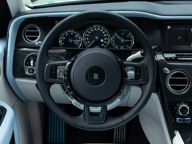 Rolls-Royce Cullinan — Фото автомобиля 14