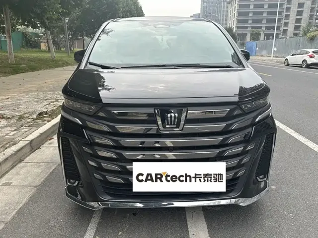 Toyota Vellfire — Фото автомобиля 3