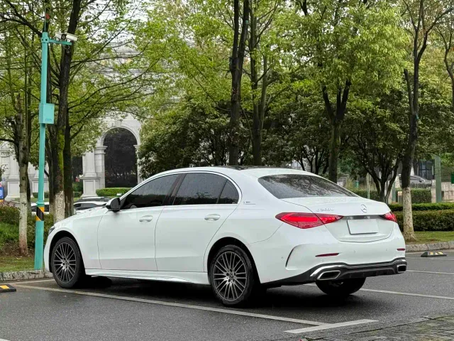 Mercedes-Benz C-Class — Фото автомобиля 10