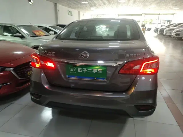 Nissan Sylphy — Фото автомобиля 5