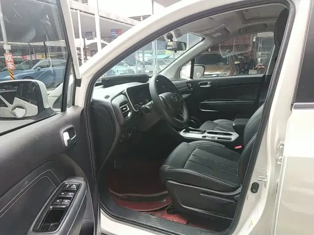 GAC Trumpchi GS3 — Фото автомобиля 15