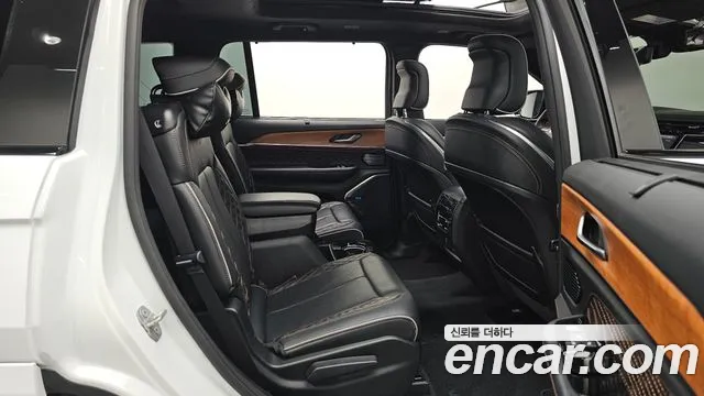 Jeep Cherokee Grand Cherokee(WL) L 3.6 Summit Reserve — Фото автомобиля 12
