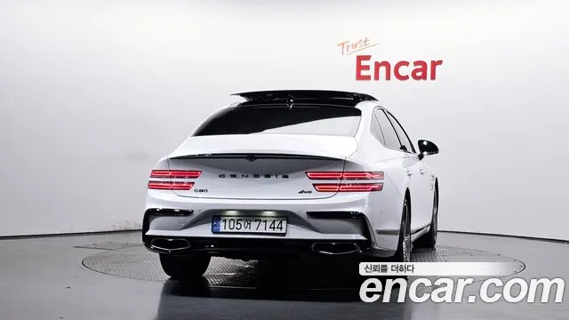 Genesis G80 Бензин 2.5 турбо AWD — Фото автомобиля 2