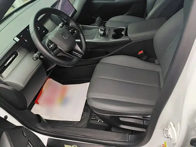 BYD Qin PLUS — Фото автомобиля 14