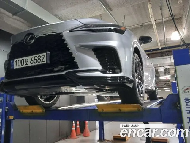 Фотография автомобиля — Lexus RX RX500h 5th Gen