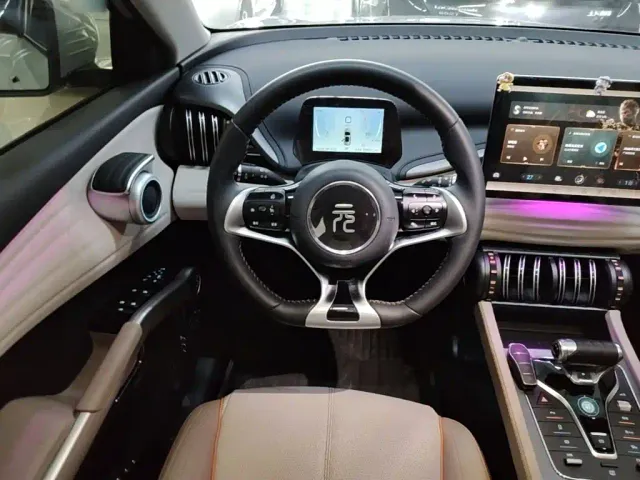 BYD Yuan PLUS — Фото автомобиля 10