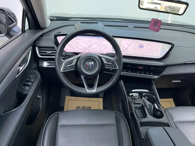 Buick Envision Plus — Фото автомобиля 25