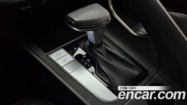 Hyundai AVANTE Avante (CN7) — Фото автомобиля 9