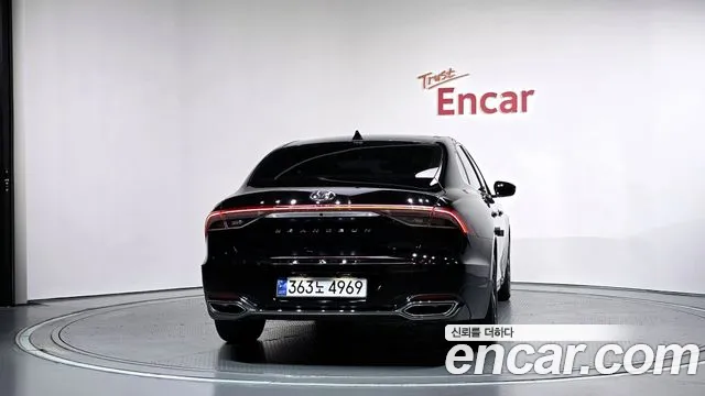 Hyundai Grandeur (New) Hybrid — Фото автомобиля 4