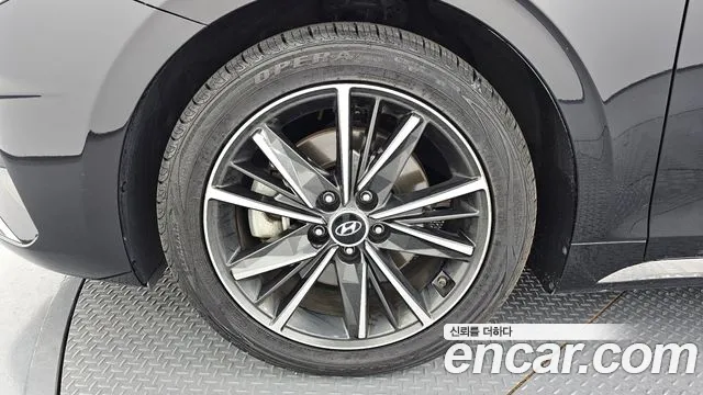 Hyundai Grandeur Новый Grandeur IG — Фото автомобиля 5