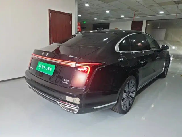 Hongqi H9 — Фото автомобиля 6