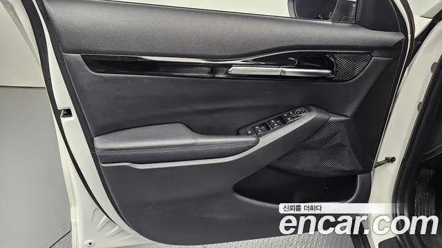 Kia Seltos Seltos Бензин 1.6 турбо 2WD — Фото автомобиля 24