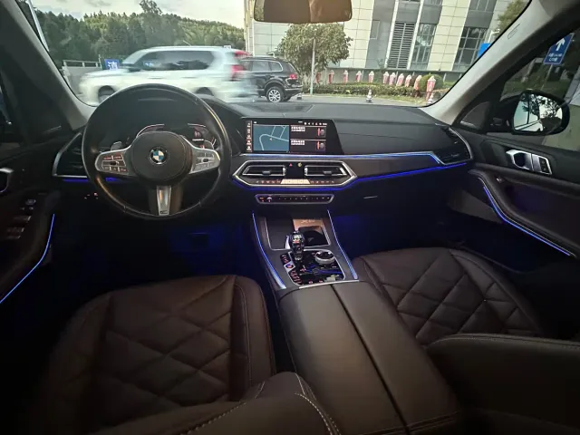BMW X5 — Фото автомобиля 9