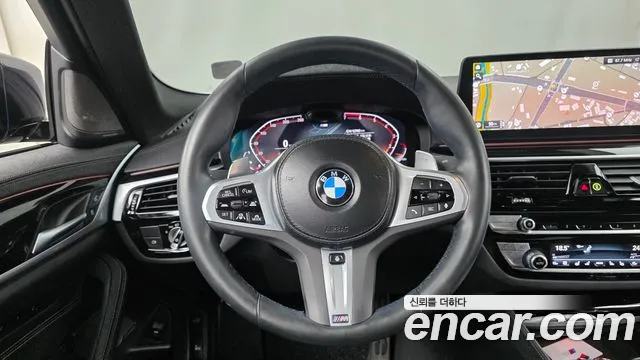 BMW 5 Series G30 — Фото автомобиля 18
