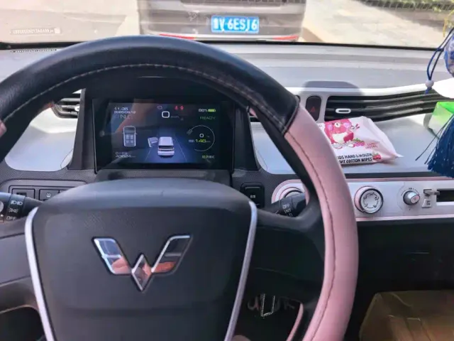 Wuling Hongguang Mini EV — Фото автомобиля 13