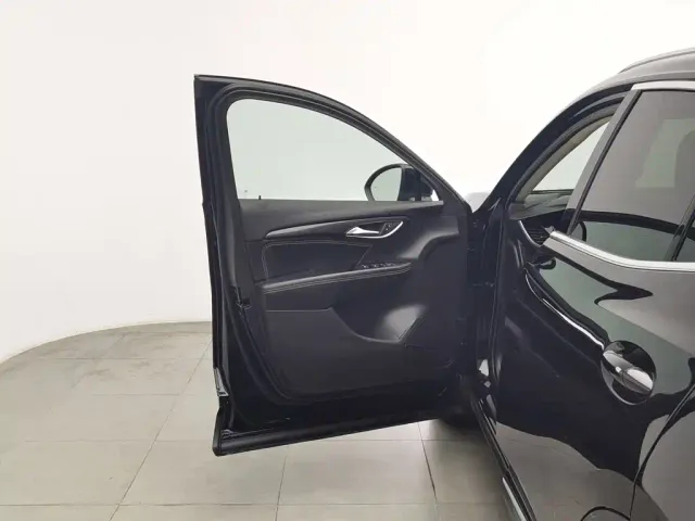 Buick Envision S — Фото автомобиля 8