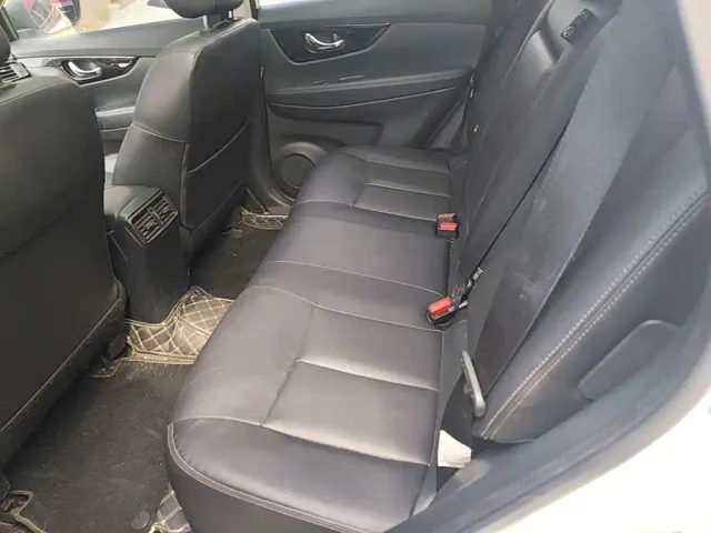 Nissan X-Trail — Фото автомобиля 16