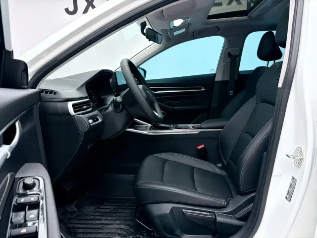 Geely Emgrand — Фото автомобиля 15