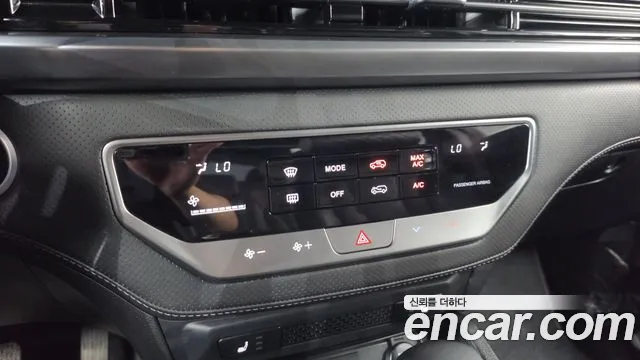 KG_Mobility_Ssangyong Rexton Новый Rexton Sport Khan Дизель 2.2 4WD — Фото автомобиля 27