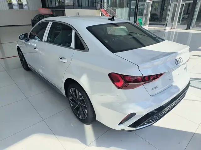 Audi A3 — Фото автомобиля 4