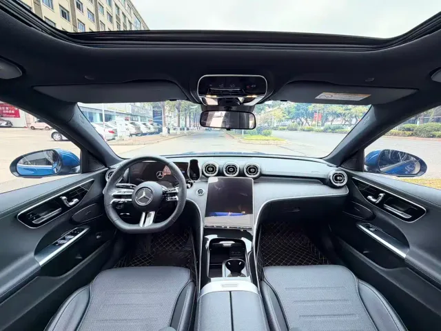 Mercedes-Benz C-Class — Фото автомобиля 6