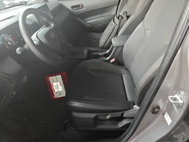 Toyota Corolla Cross — Фото автомобиля 14