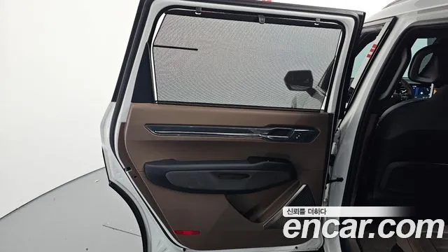 Kia EV9 — Фото автомобиля 25