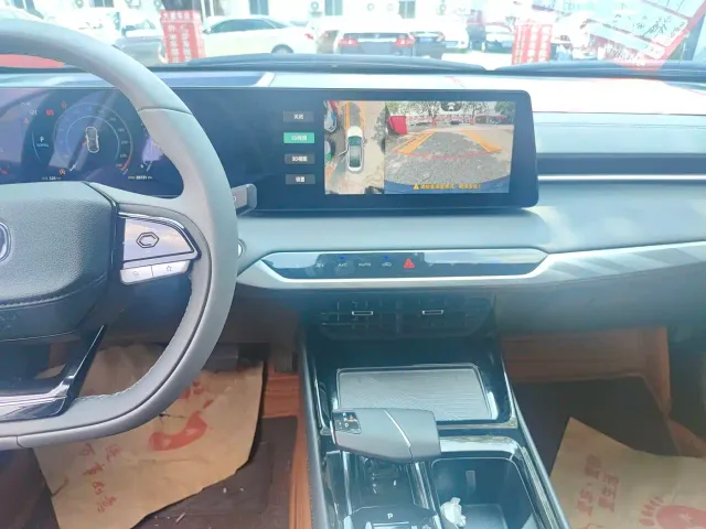 Changan Raeton Plus — Фото автомобиля 8