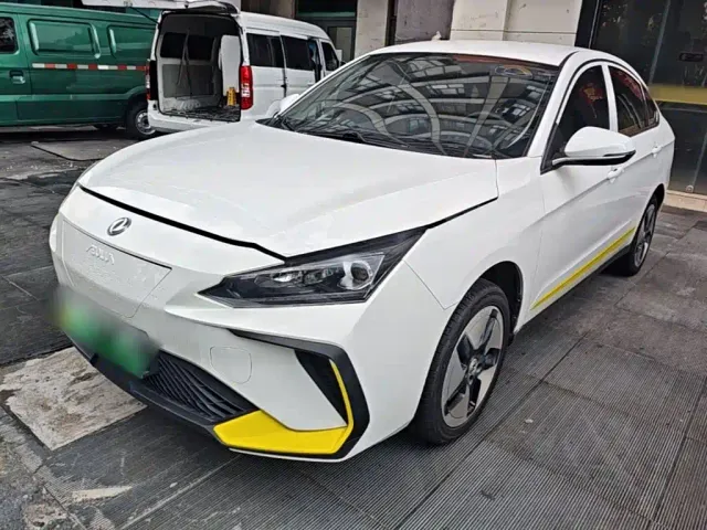 Фотография автомобиля — Dongfeng Fengshen E70