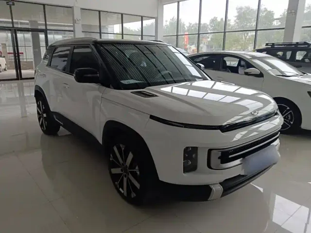 Geely ICON — Фото автомобиля 3