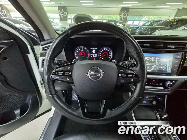 KGM Korando Beautiful — Фото автомобиля 8