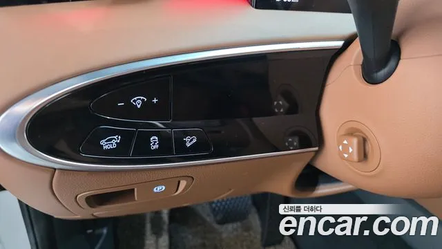 Genesis GV70 — Фото автомобиля 13